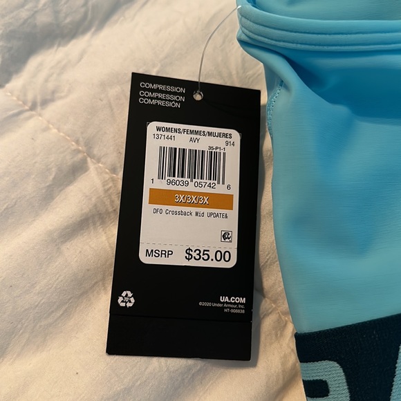 NWT Under Armour aqua sports bra - Picture 4 of 4